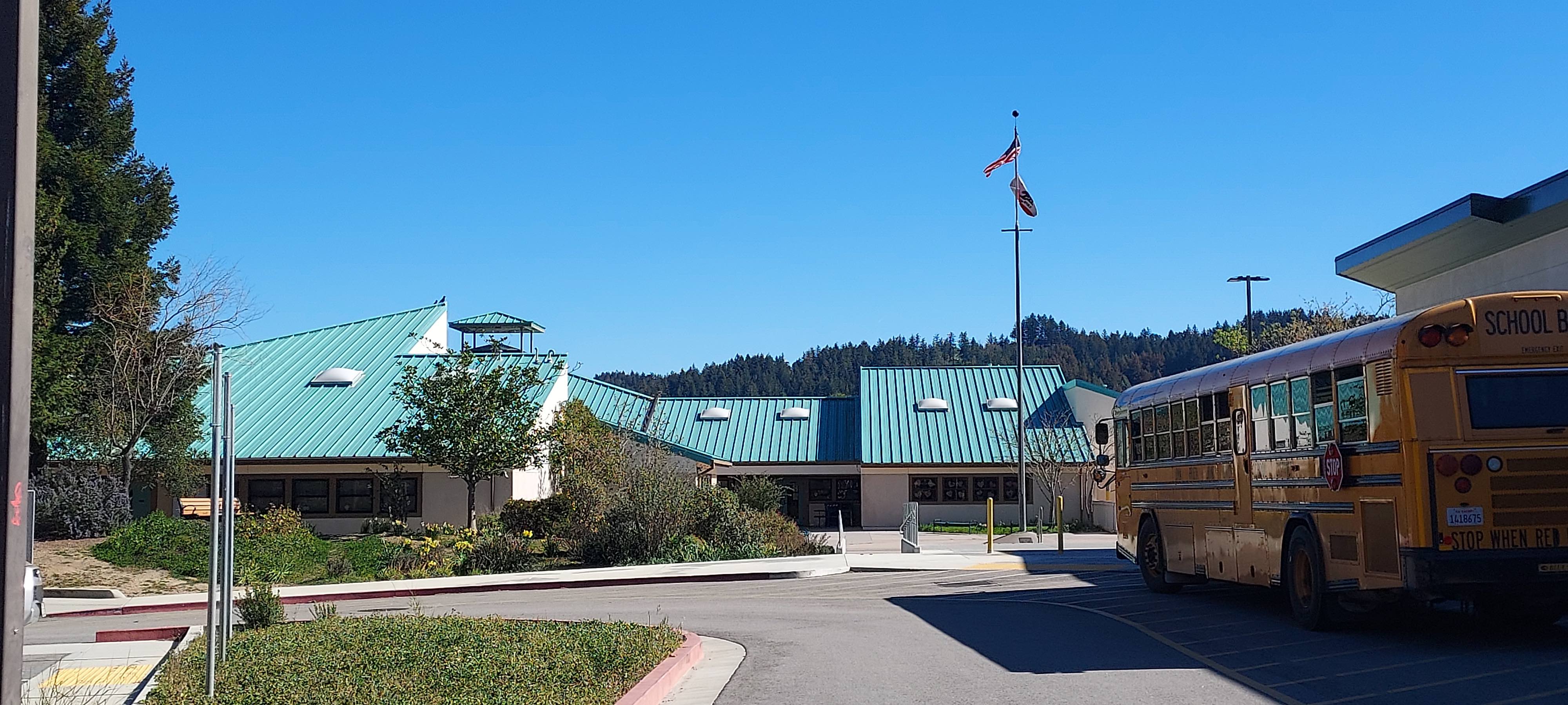 Loma Prieta Joint Union Elementary Logo